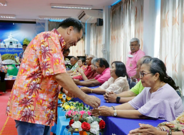 งานประเพณีทำบุญ และพิธีรดน้ำขอพรนักสหกรณ์อาวุโส ณ ... พารามิเตอร์รูปภาพ 12